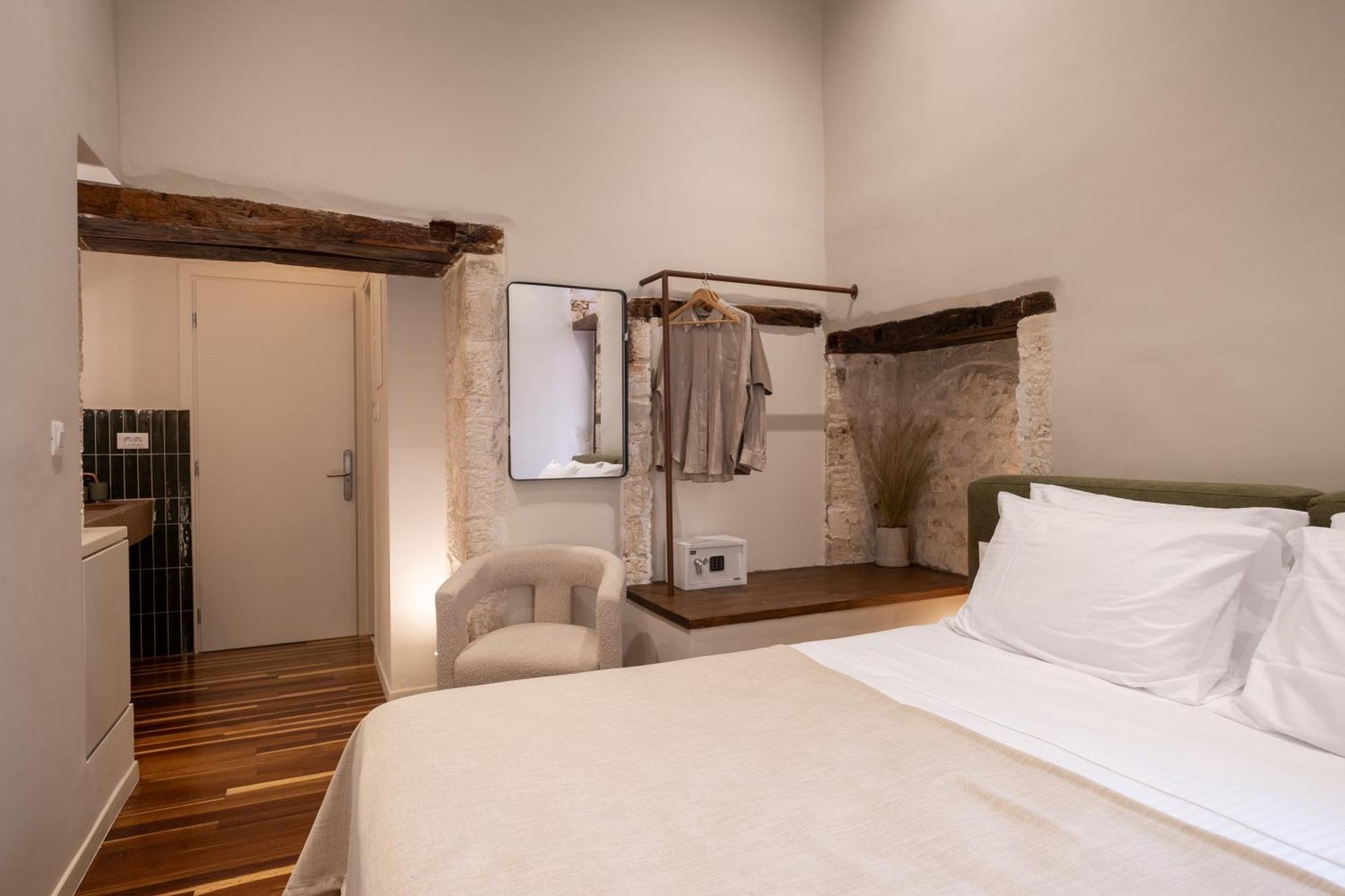 Qualia Slowlife Suites خانيا المظهر الخارجي الصورة