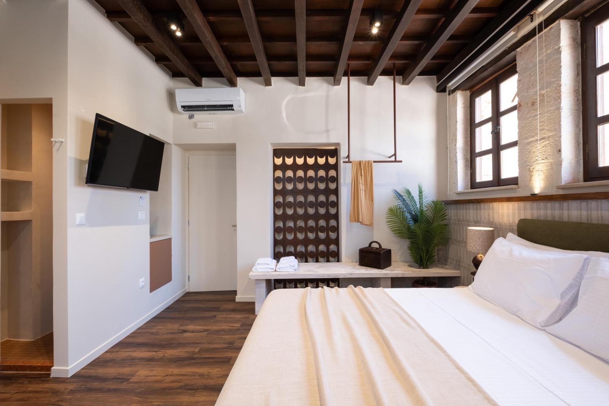 Qualia Slowlife Suites خانيا المظهر الخارجي الصورة