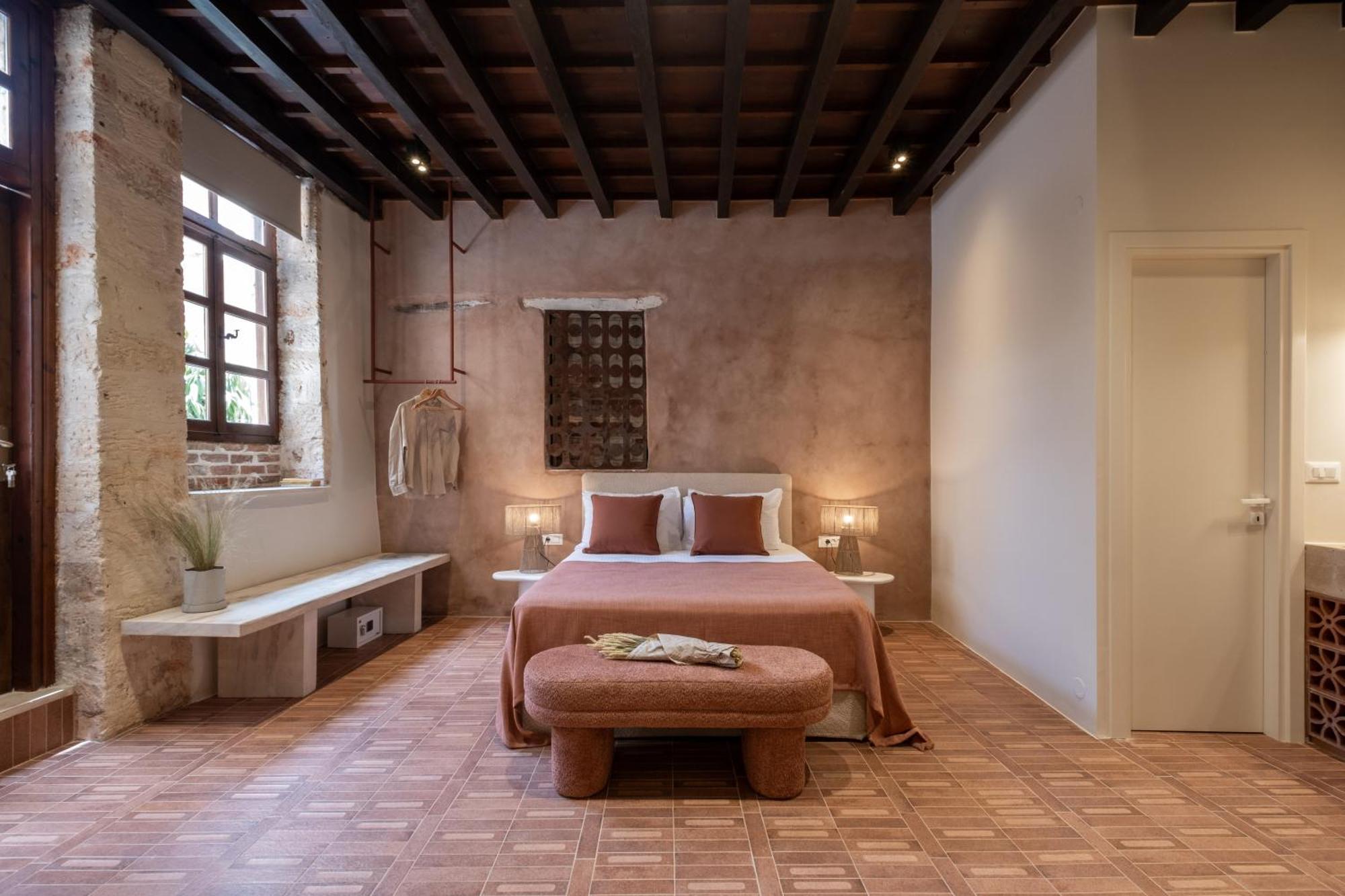 Qualia Slowlife Suites خانيا المظهر الخارجي الصورة