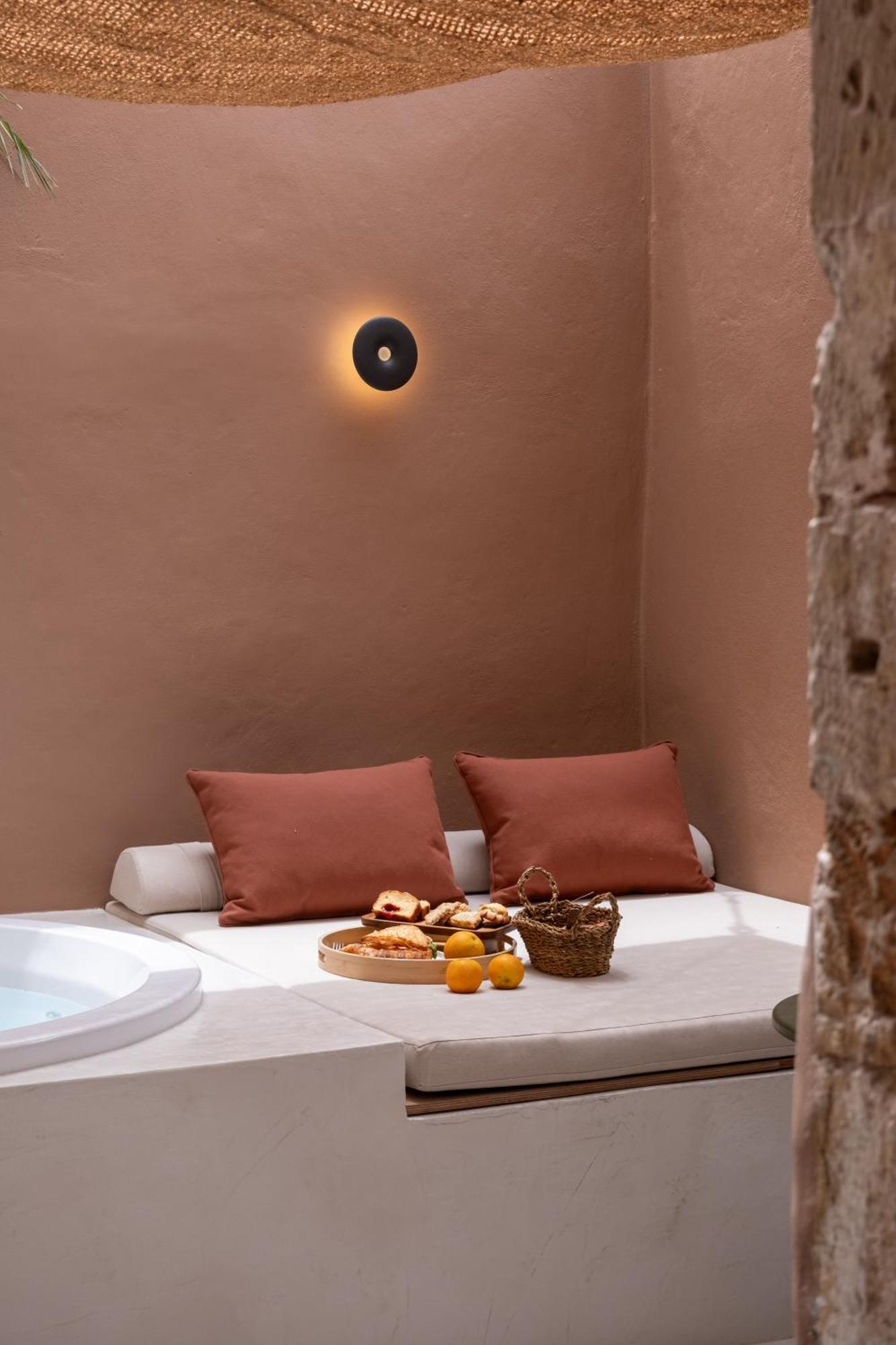 Qualia Slowlife Suites خانيا المظهر الخارجي الصورة