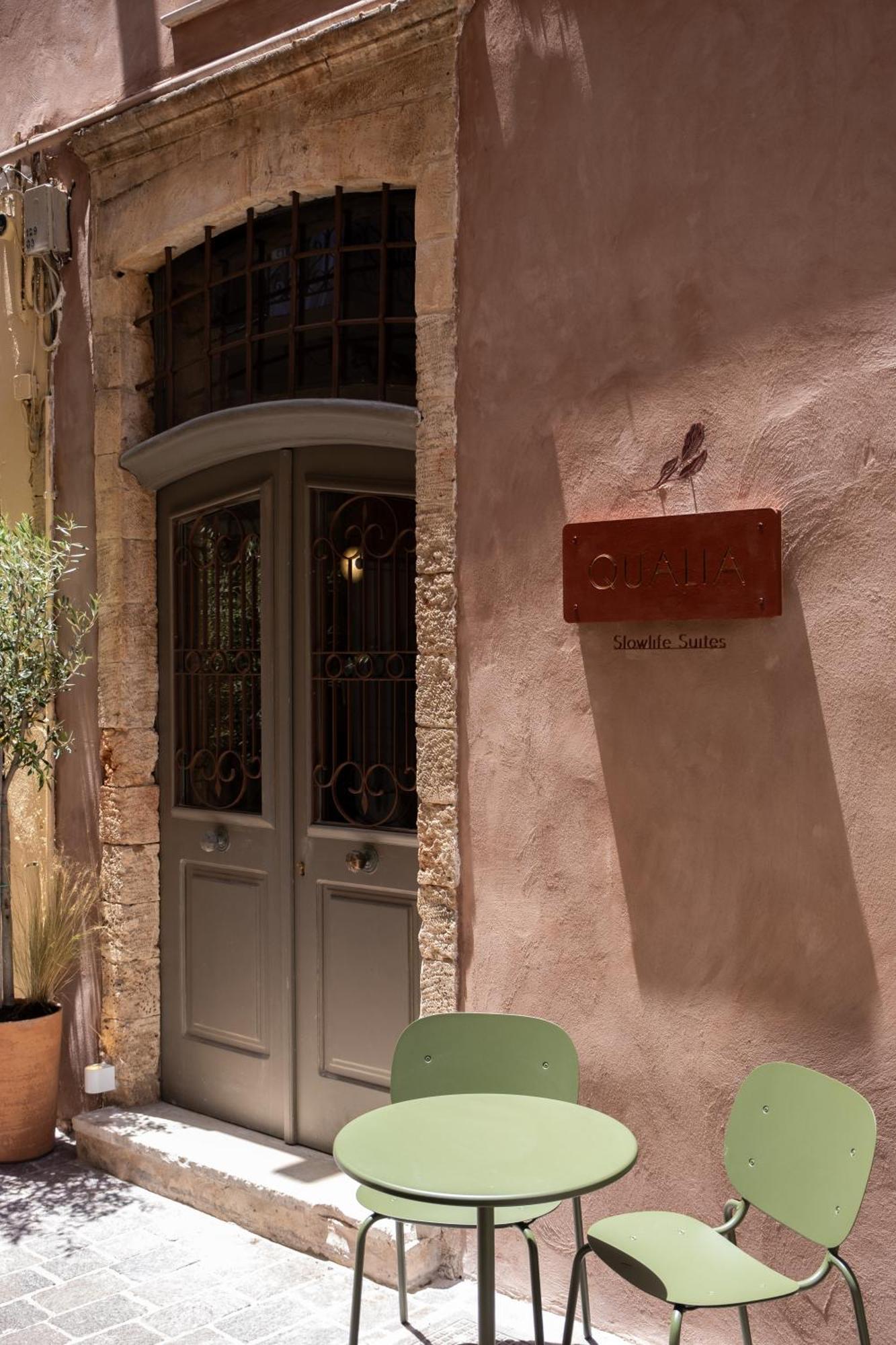 Qualia Slowlife Suites خانيا المظهر الخارجي الصورة